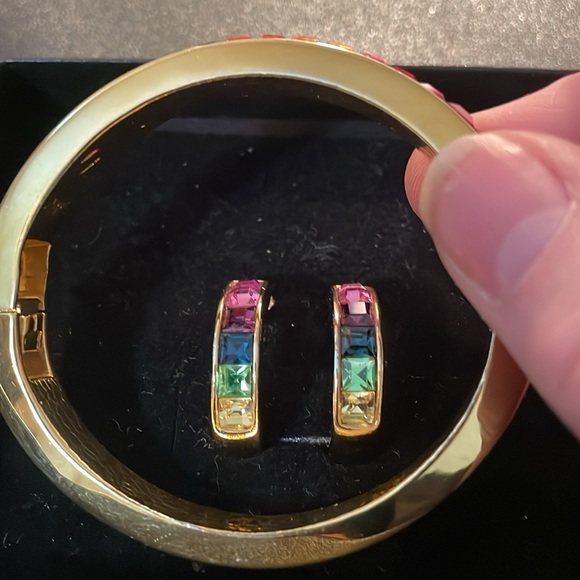 Gemstone Bracelet and Earring Set - Picture 3 of 7